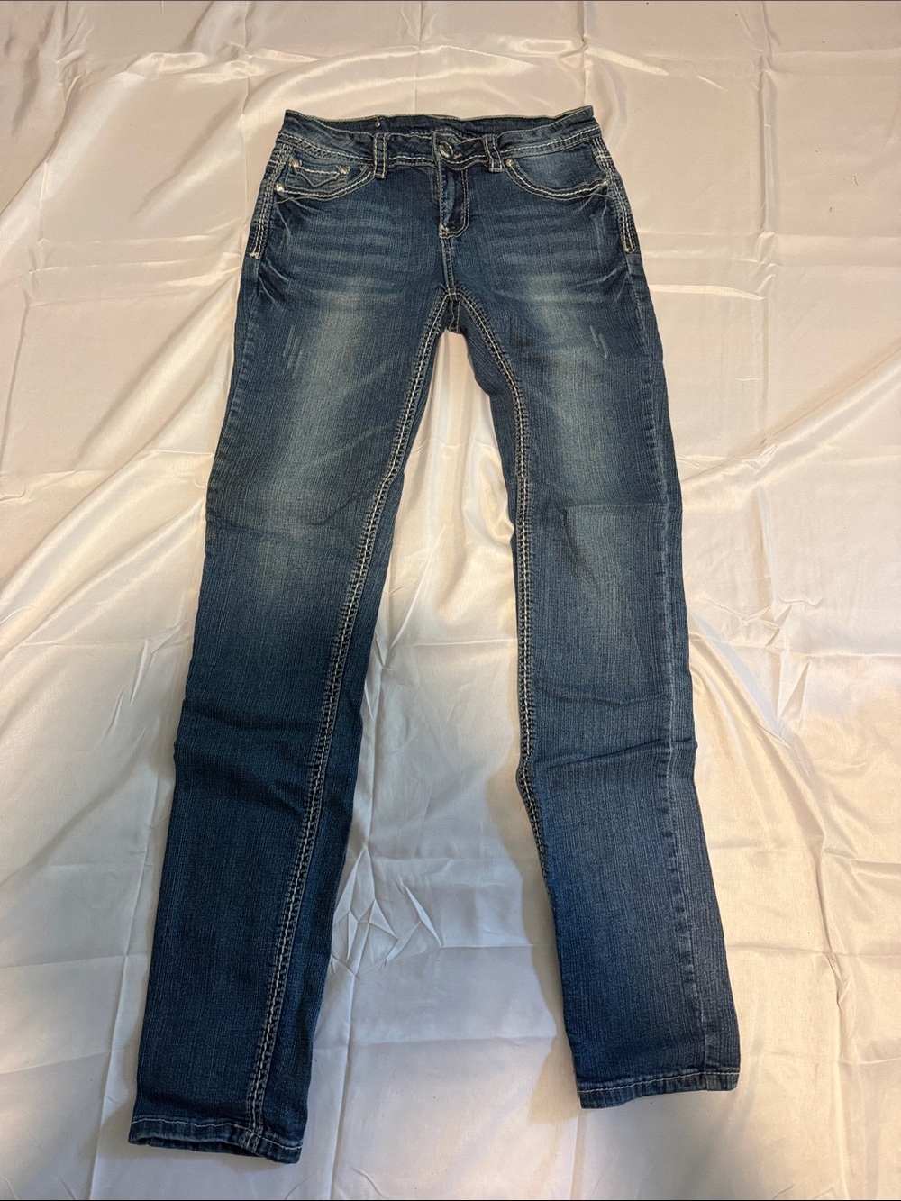Womenâs Slim Fit Dark Blue Skinny Jeans